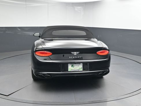 Used 2020 Bentley Continental GT image 25