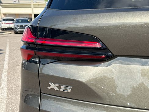 New 2026 BMW X5 sDrive40i w/ Climate Comfort Package image 10