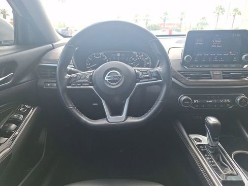 Certified 2022 Nissan Altima 2.5 SL FWD image 12