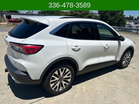Used 2020 Ford Escape Titanium AWD/4WD image 5
