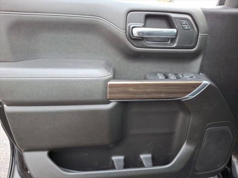 Used 2022 Chevrolet Silverado 1500 LT image 10