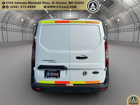 Used 2016 Ford Transit Connect XL image 4