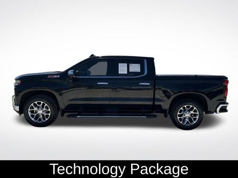 Used 2021 Chevrolet Silverado 1500 LTZ w/ LTZ Premium Package AWD/4WD image 3