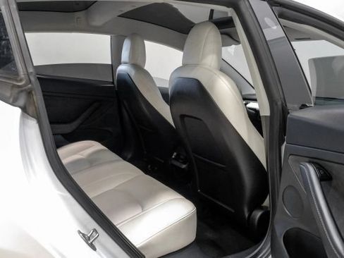 Used 2021 Tesla Model 3 Standard Range Plus RWD image 38