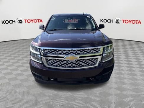 Used 2017 Chevrolet Tahoe LT w/ LT Signature Package image 2