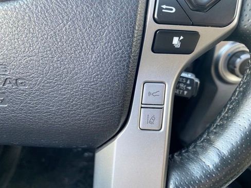 Used 2023 Toyota 4Runner Limited image 18