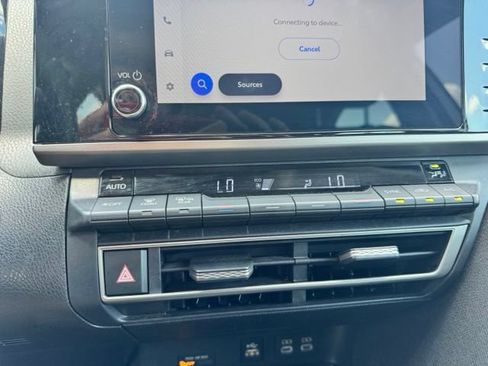 Used 2025 Toyota Camry LE FWD image 18