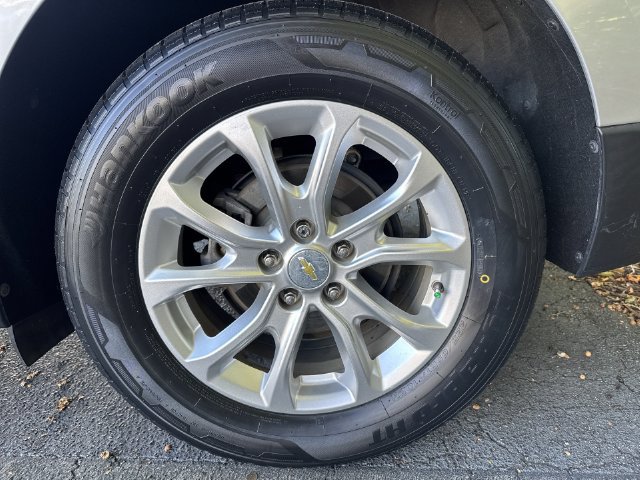 Used 2020 Chevrolet Equinox LS w/ LS Convenience Package FWD image 34