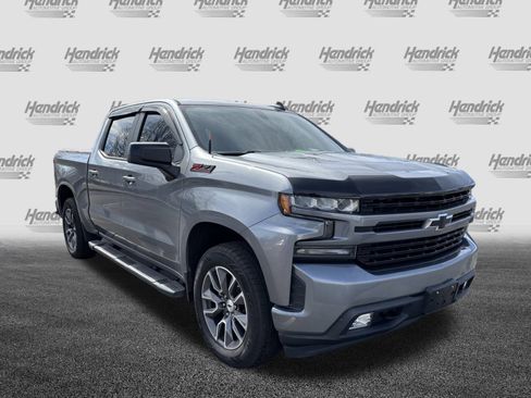 Used 2020 Chevrolet Silverado 1500 RST image 2