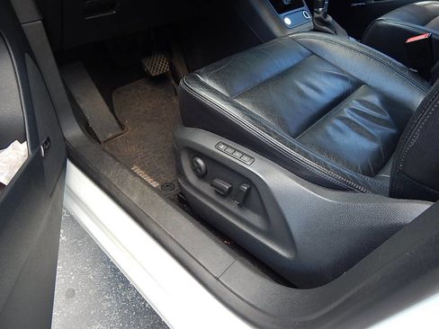 Used 2016 Volkswagen Tiguan SEL image 24