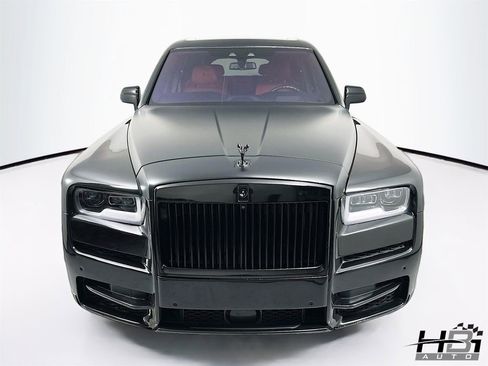 Used 2019 Rolls-Royce Cullinan AWD/4WD image 3