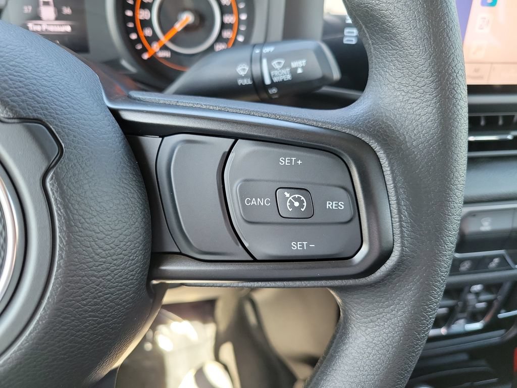 New 2026 Jeep Gladiator Sport AWD/4WD image 15