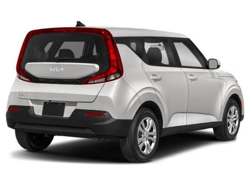 Used 2022 Kia Soul LX w/ Technology Package FWD image 5