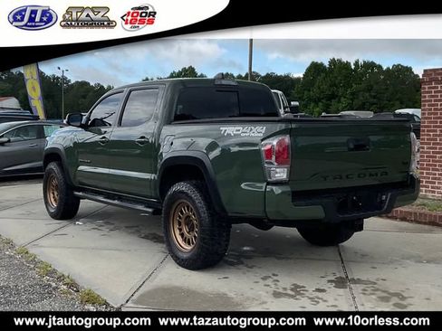 Used 2021 Toyota Tacoma TRD Off-Road w/ Technology Package AWD/4WD image 5