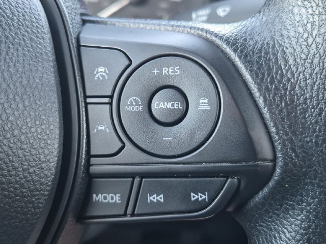 Used 2023 Toyota Corolla Cross AWD Hybrid image 18