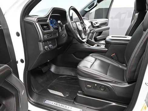 Used 2023 Chevrolet Tahoe RST w/ Luxury Package RWD image 10