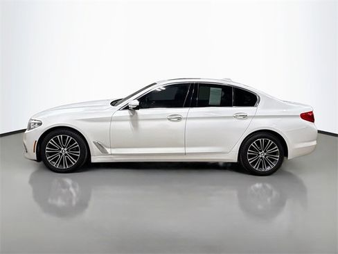 Used 2018 BMW 540i xDrive image 10