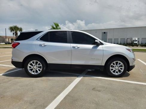Used 2021 Chevrolet Equinox LT image 4