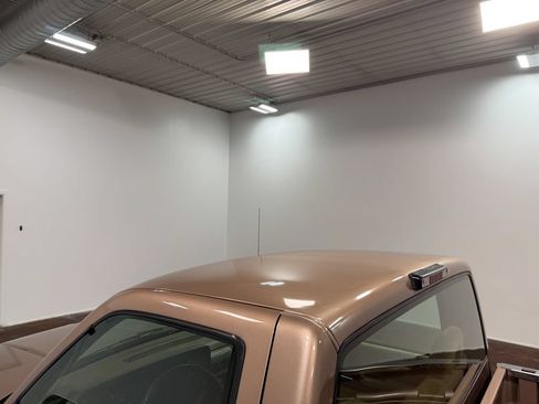 Used 1994 GMC Sierra 1500 2WD Regular Cab image 40