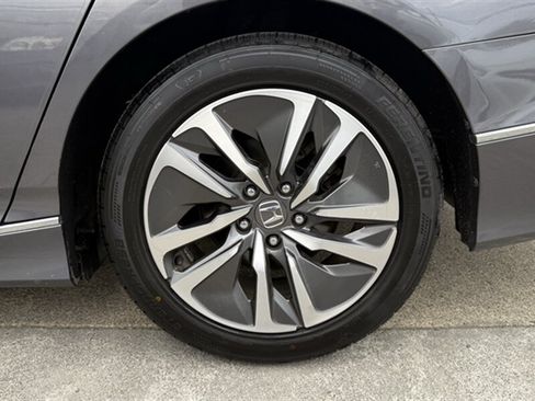 Used 2019 Honda Accord EX image 23