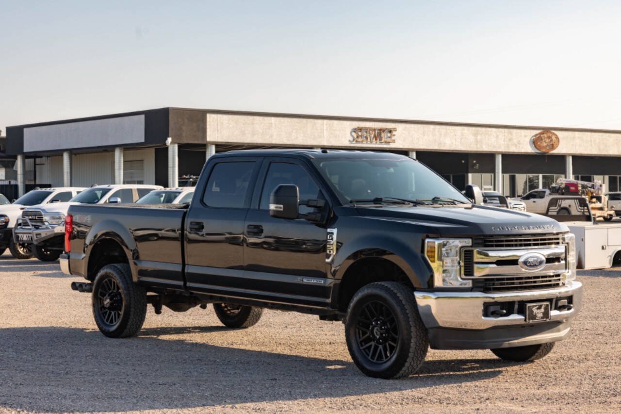 Used 2019 Ford F350 XLT AWD/4WD image 6