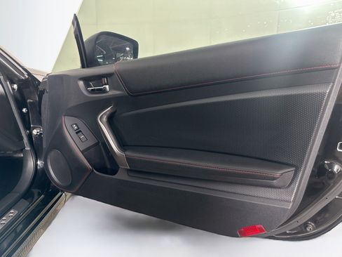 Used 2015 Scion FR-S RWD image 26