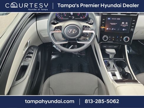 Used 2022 Hyundai Tucson SE w/ Cargo Package image 13