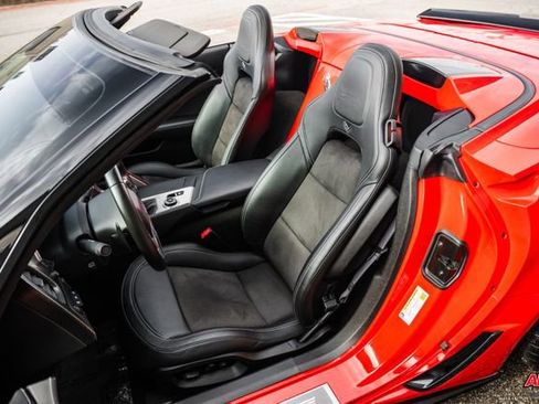 Used 2015 Chevrolet Corvette Z06 w/ 2LZ Preferred Equipment Group image 4