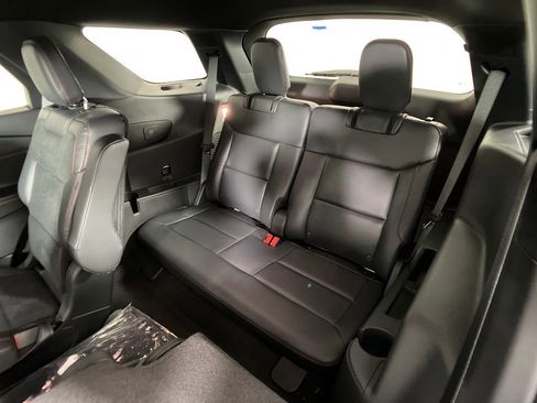 New 2026 Ford Explorer ST image 31