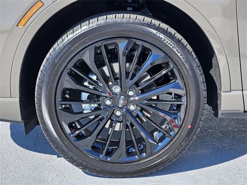 New 2026 Lincoln Corsair Premiere image 10