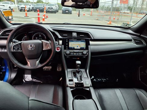 Used 2018 Honda Civic Sport Touring image 13