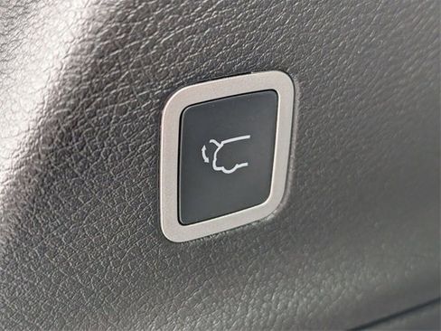 New 2026 Chrysler Pacifica Select image 29