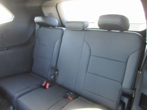 New 2026 Buick Enclave Preferred image 15