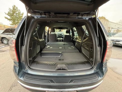 Used 2021 Chevrolet Tahoe LS RWD image 17