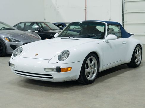 Used 1997 Porsche 911 Cabriolet image 2