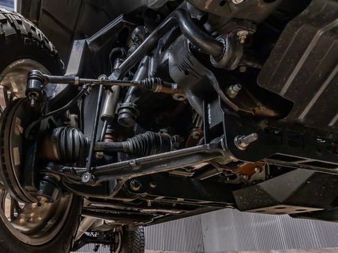 Used 2024 Chevrolet Silverado 2500 High Country w/ Technology Package image 13