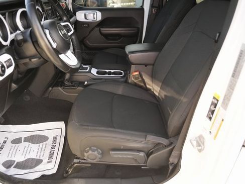 Used 2020 Jeep Wrangler Unlimited Sport image 9