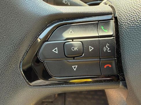 Used 2025 RAM ProMaster 2500 w/ U-Haul Equipment Group FWD image 16