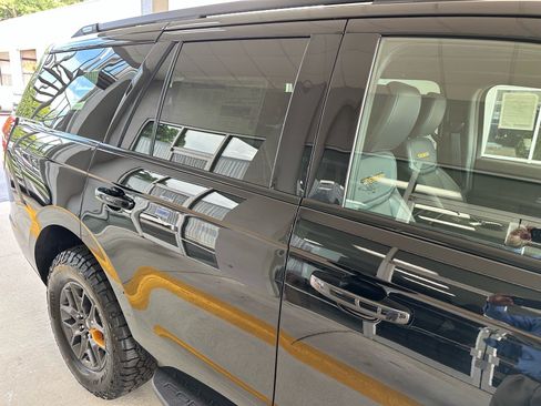 New 2027 Ford Expedition Tremor w/ Driver's Package AWD/4WD image 10