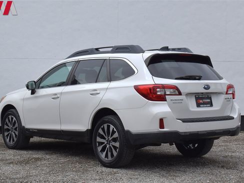 Used 2016 Subaru Outback 2.5i Limited AWD/4WD image 2