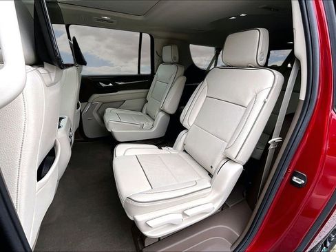 Used 2024 GMC Yukon XL Denali w/ Denali Reserve Package AWD/4WD image 22