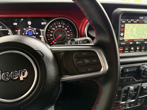 Used 2021 Jeep Wrangler Unlimited Rubicon AWD/4WD image 45