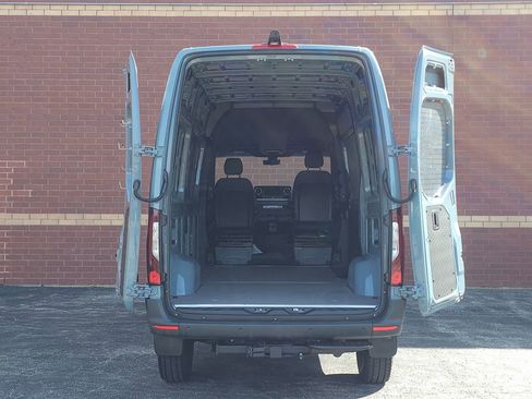 Used 2026 Mercedes-Benz Sprinter 2500 image 27