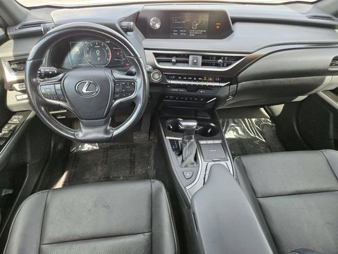 Used 2019 Lexus UX 200 w/ Premium Package FWD image 26