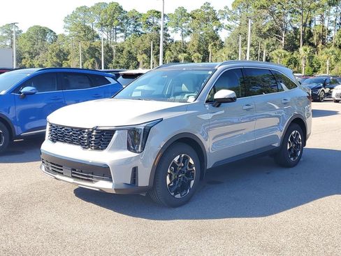 New 2026 Kia Sorento S w/ S Panoramic Sunroof Package FWD image 3