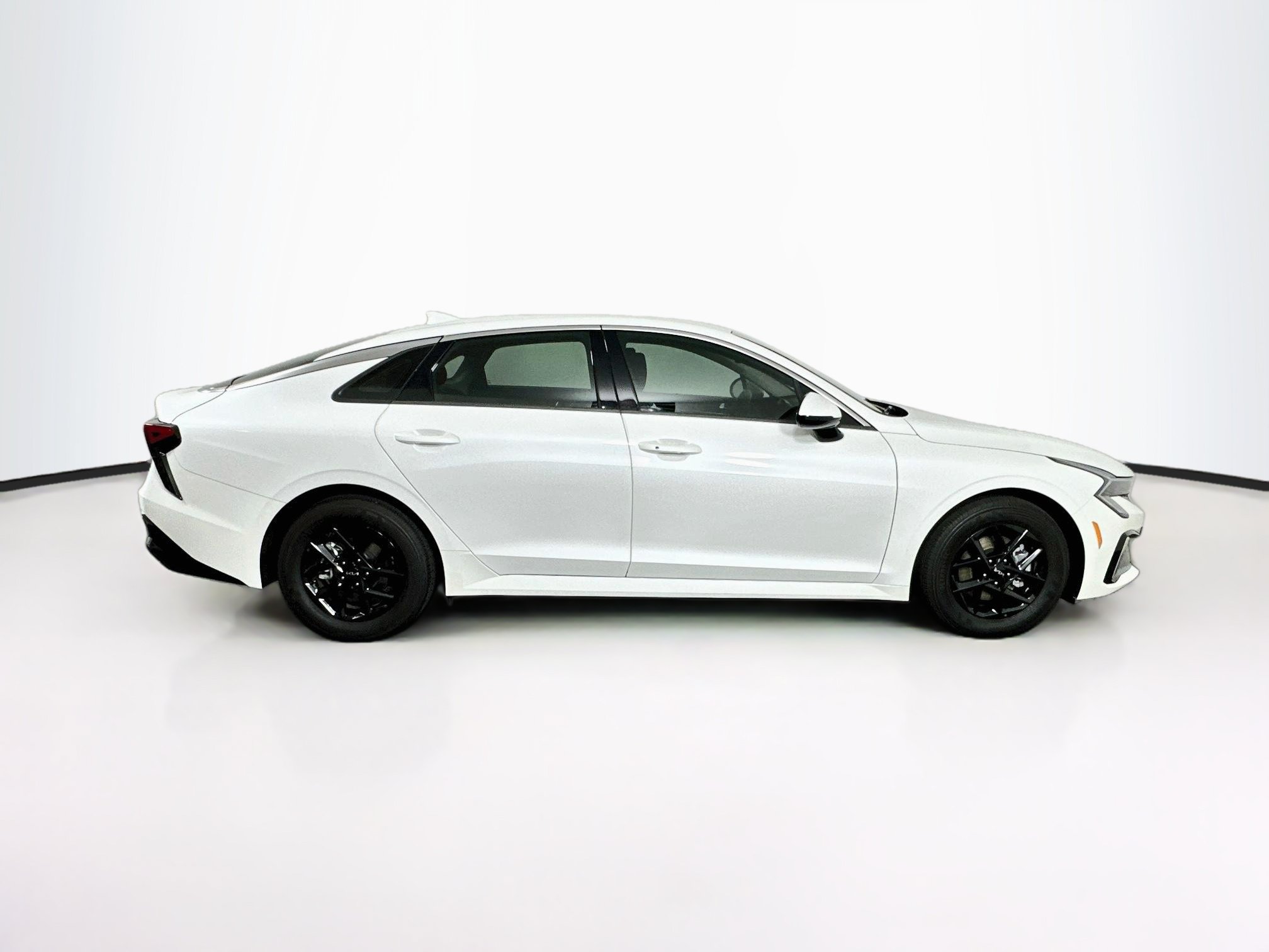 Used 2025 Kia K5 LXS FWD image 10