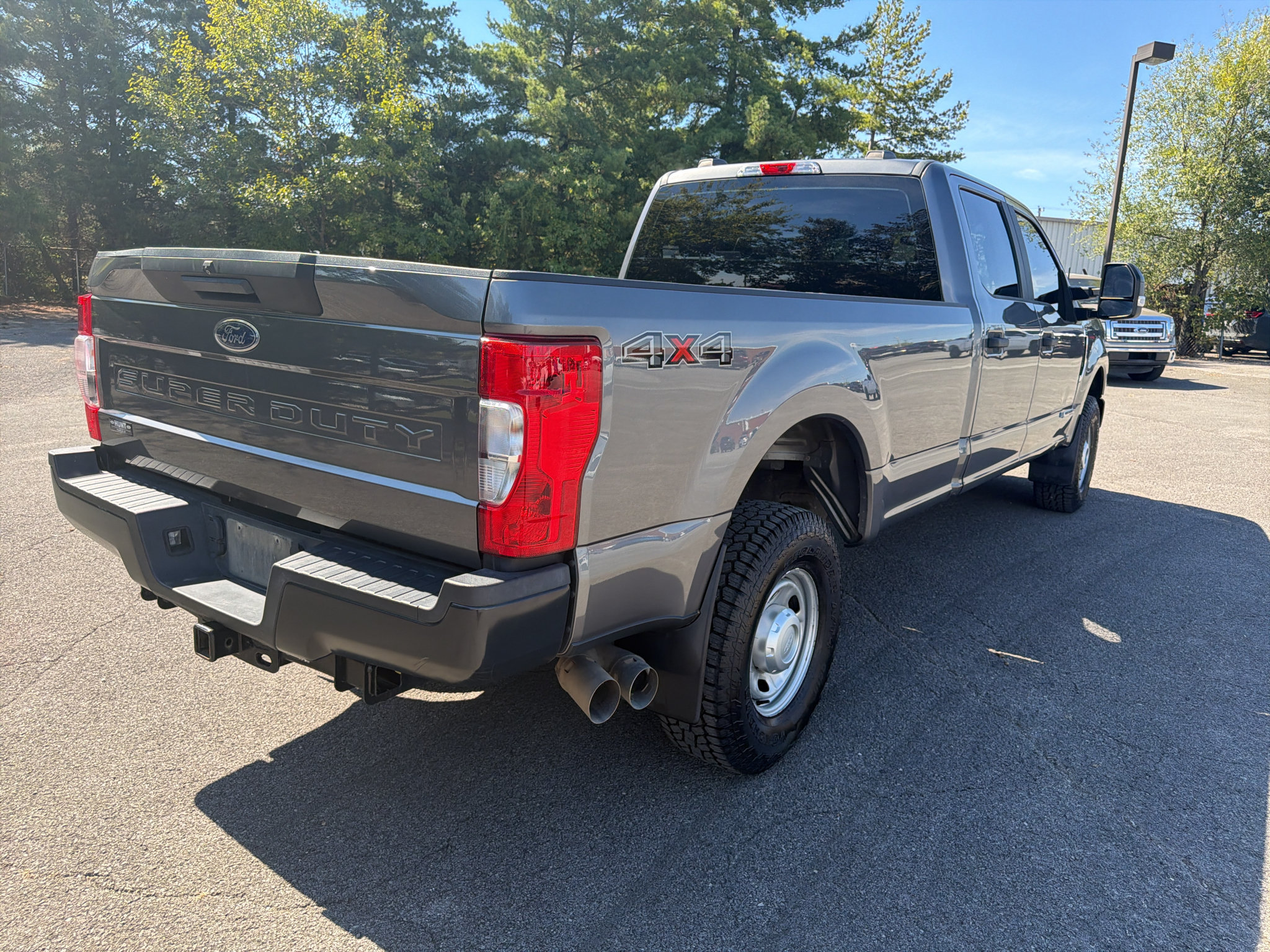 Used 2022 Ford F250 XL w/ Power Equipment Group AWD/4WD image 5