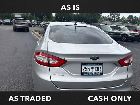 Used 2014 Ford Fusion SE FWD image 11