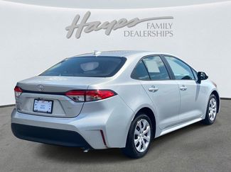 Used 2025 Toyota Corolla LE FWD video 3