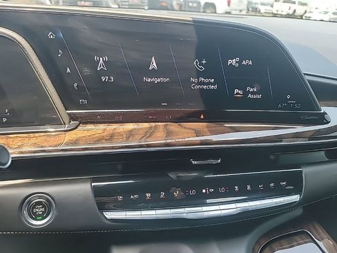 Used 2021 Cadillac Escalade Sport Platinum w/ LPO, ONYX Package image 19